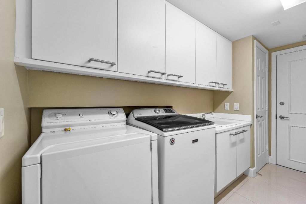 411 N New River Drive, Unit 401, Fort Lauderdale, FL 33301 Photo