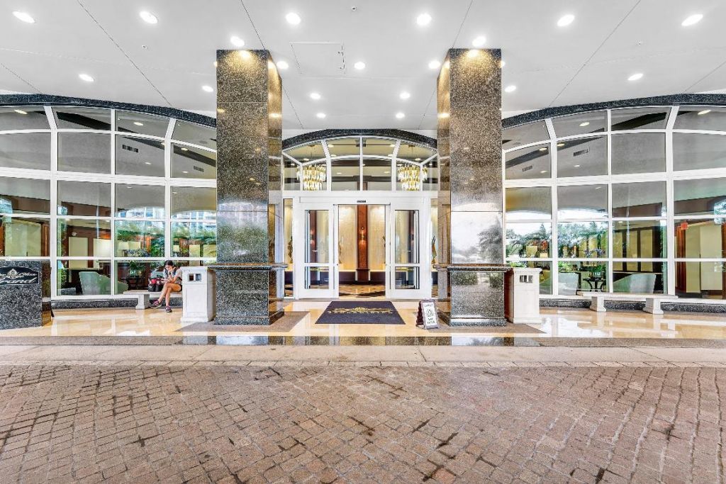 411 N New River Drive, Unit 401, Fort Lauderdale, FL 33301 Photo