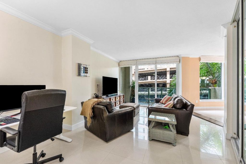 411 N New River Drive, Unit 401, Fort Lauderdale, FL 33301 Photo