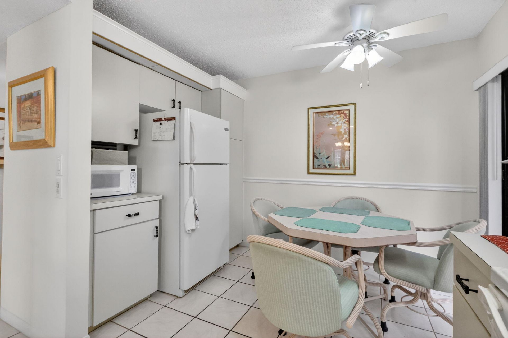 10215 N Circle Lake Drive, Unit 101, Boynton Beach, FL 33437 Photo