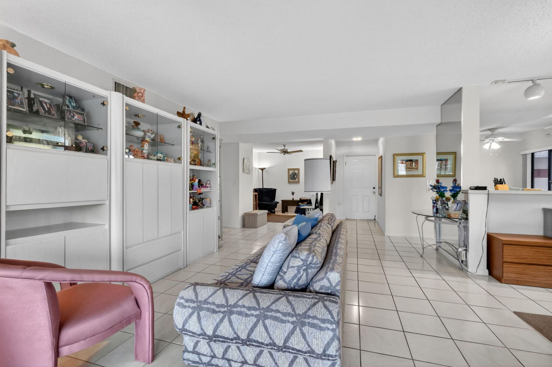 10215 N Circle Lake Drive, Unit 101, Boynton Beach, FL 33437 Photo