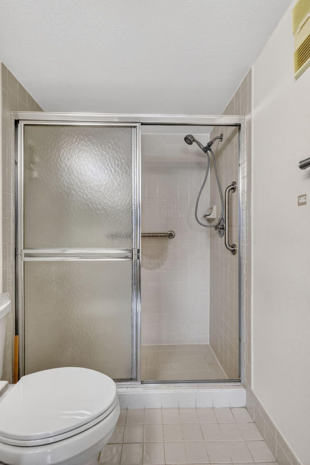 10215 N Circle Lake Drive, Unit 101, Boynton Beach, FL 33437 Photo