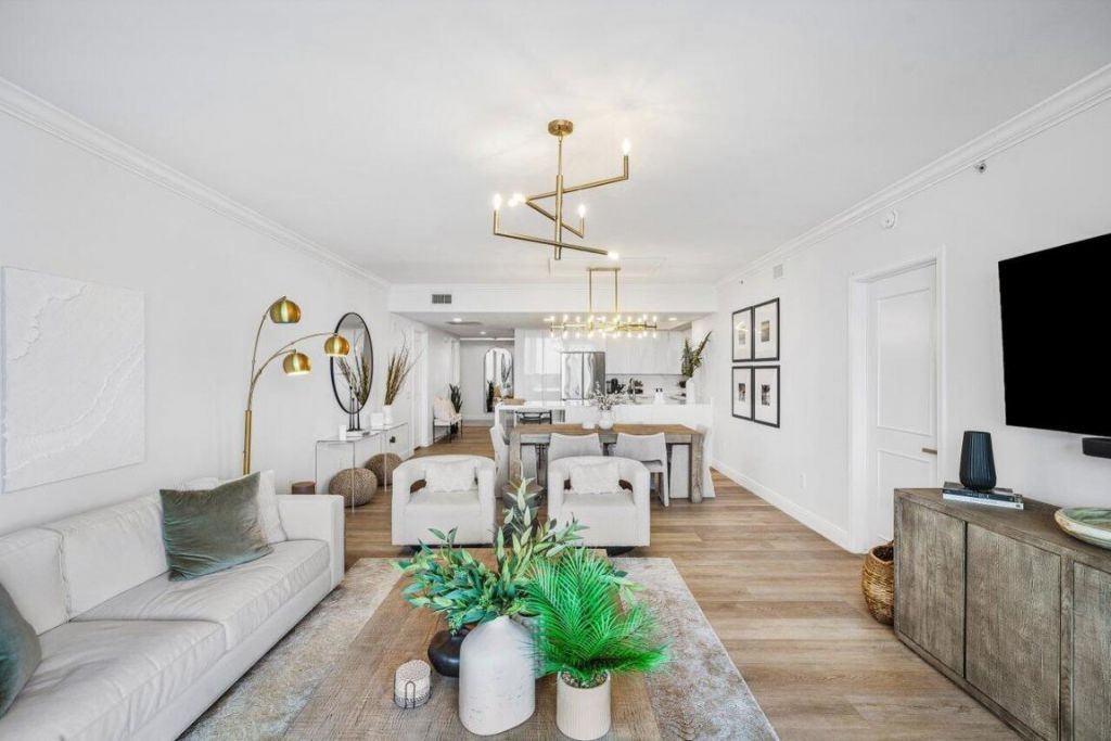 2640 Lake Shore Drive, Unit 1410, Riviera Beach, FL 33404 Photo