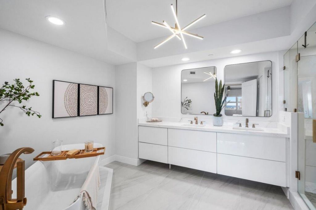 2640 Lake Shore Drive, Unit 1410, Riviera Beach, FL 33404 Photo