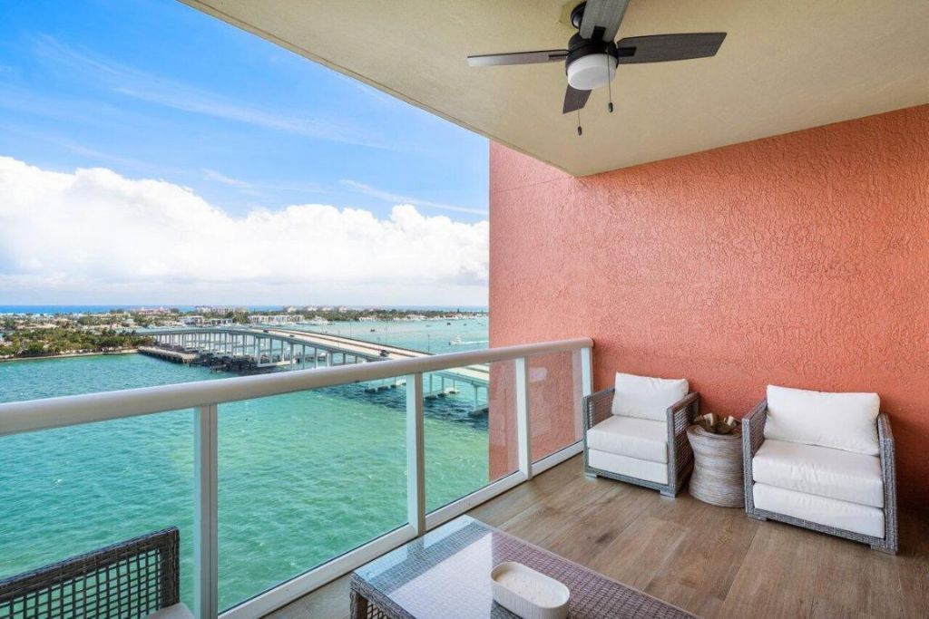 2640 Lake Shore Drive, Unit 1410, Riviera Beach, FL 33404 Photo