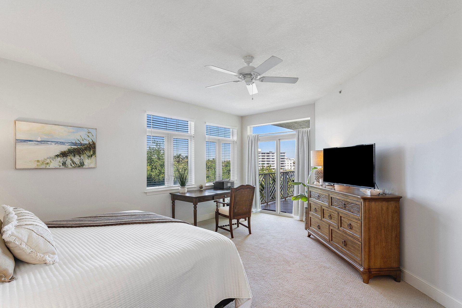309 E Ocean Avenue, Unit 205, Lantana, FL 33462 Photo