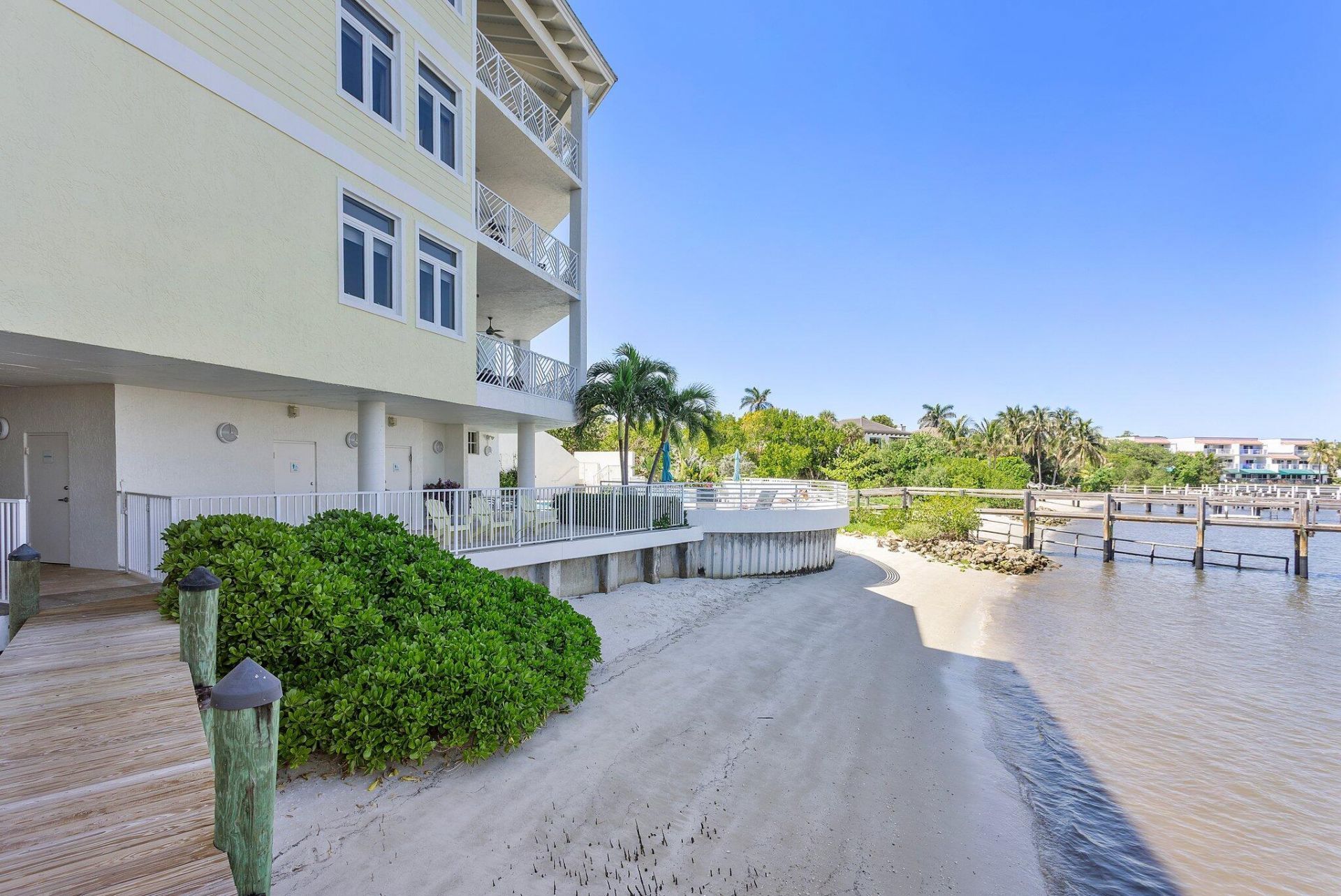 309 E Ocean Avenue, Unit 205, Lantana, FL 33462 Photo