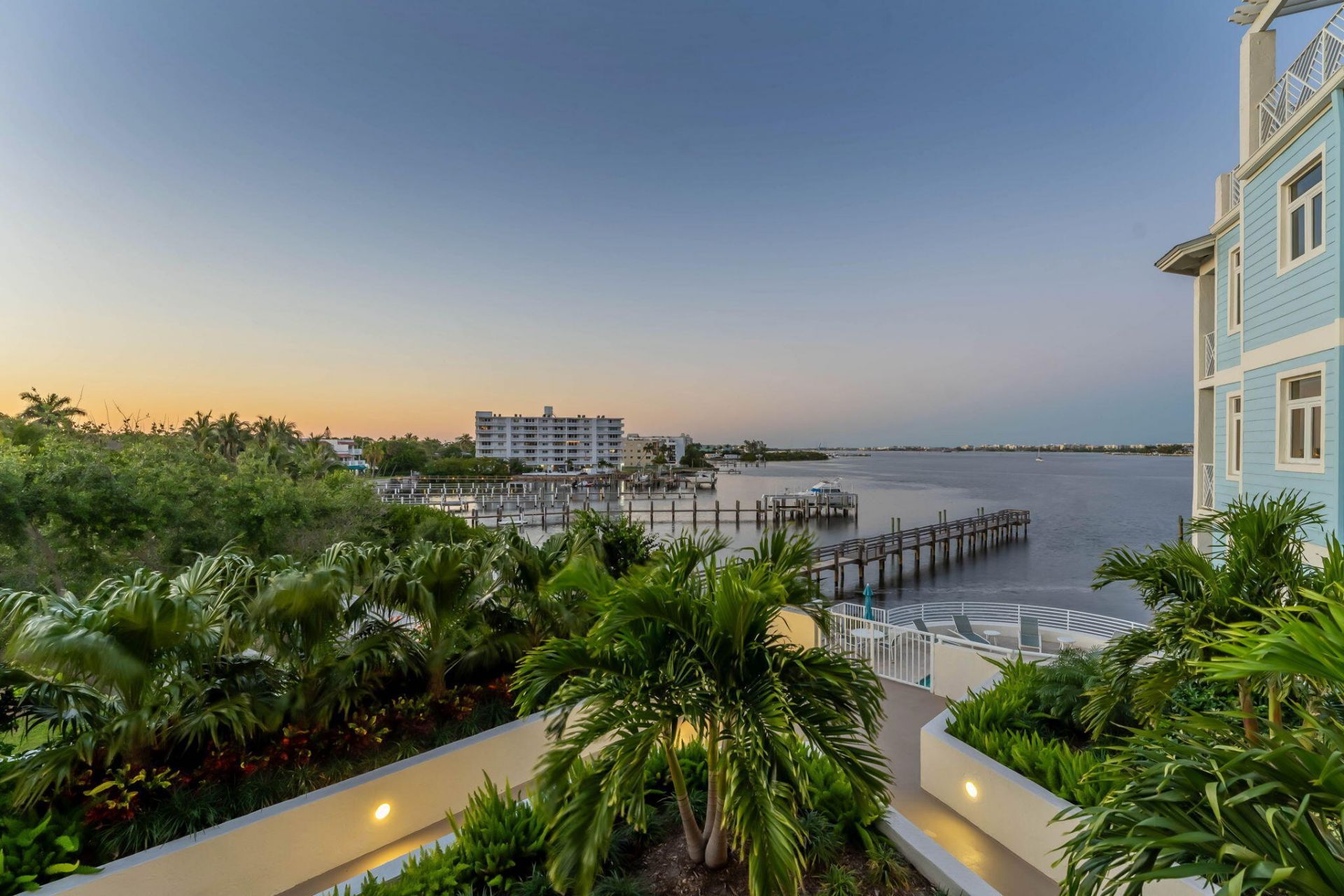 309 E Ocean Avenue, Unit 205, Lantana, FL 33462 Photo