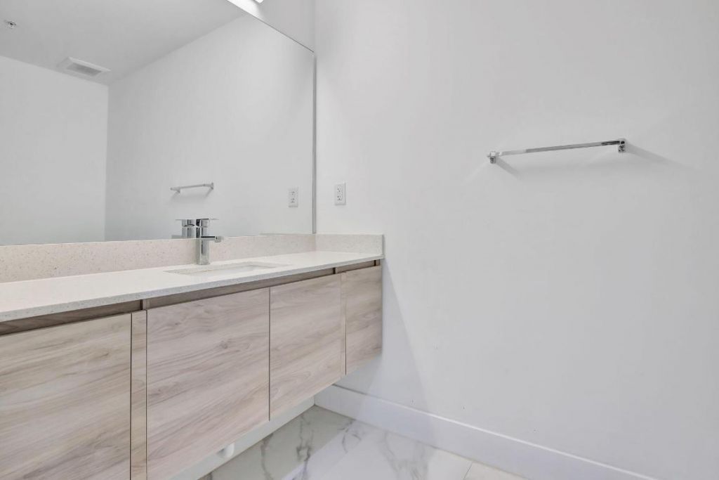 4100 SW 64th Avenue, Unit 315, Davie, FL 33314 Photo