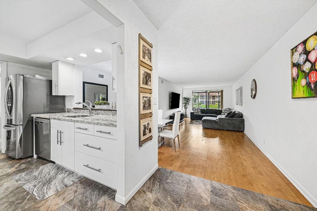 7933 La Mirada Drive, Boca Raton, FL 33433 Photo