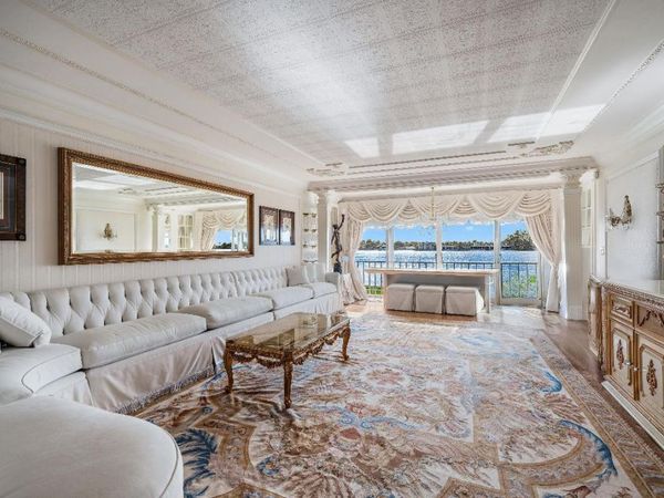 2170 Ibis Isle Road, Unit 8, Palm Beach, FL 33480