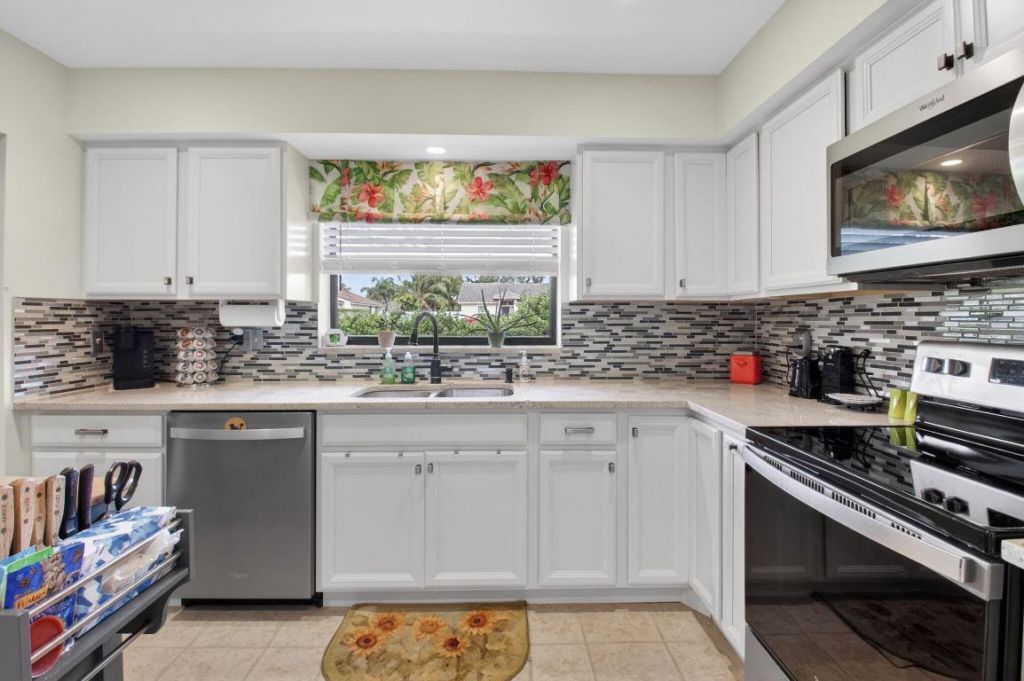 9825 Tabebuia Tree Drive, Unit A, Boynton Beach, FL 33436 Photo