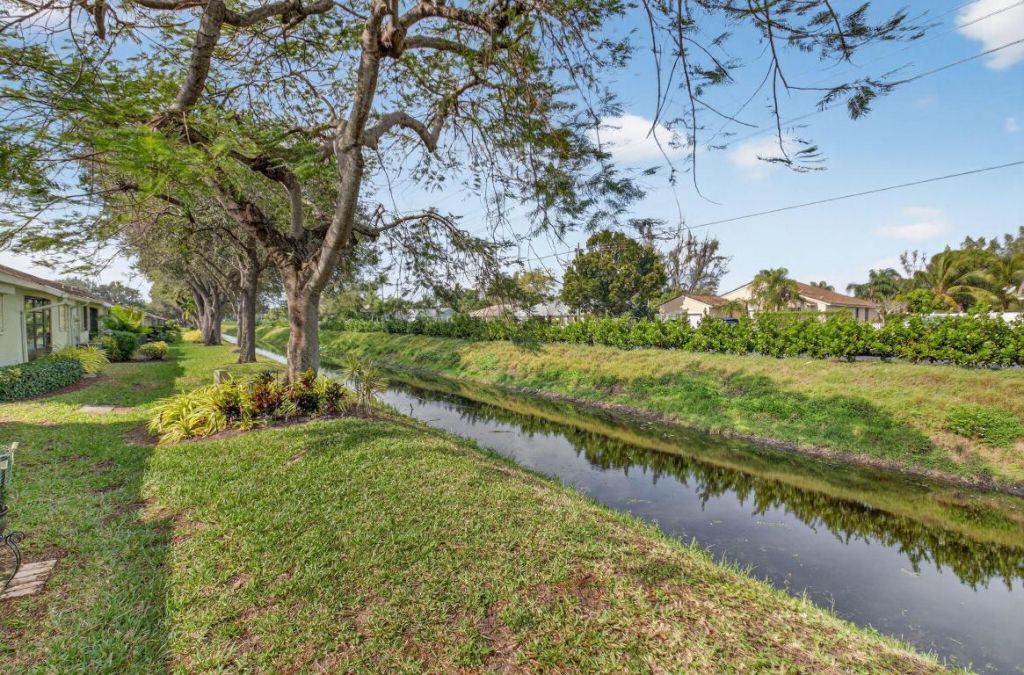 9825 Tabebuia Tree Drive, Unit A, Boynton Beach, FL 33436 Photo