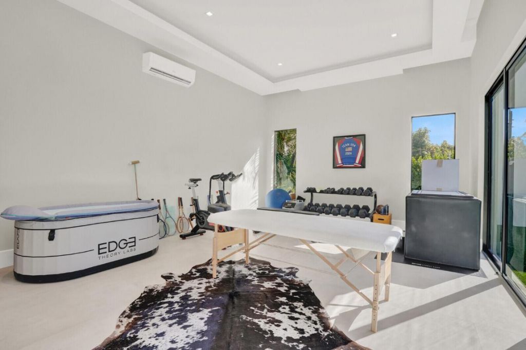 828 NW 2nd Avenue, Boca Raton, FL 33432 Photo