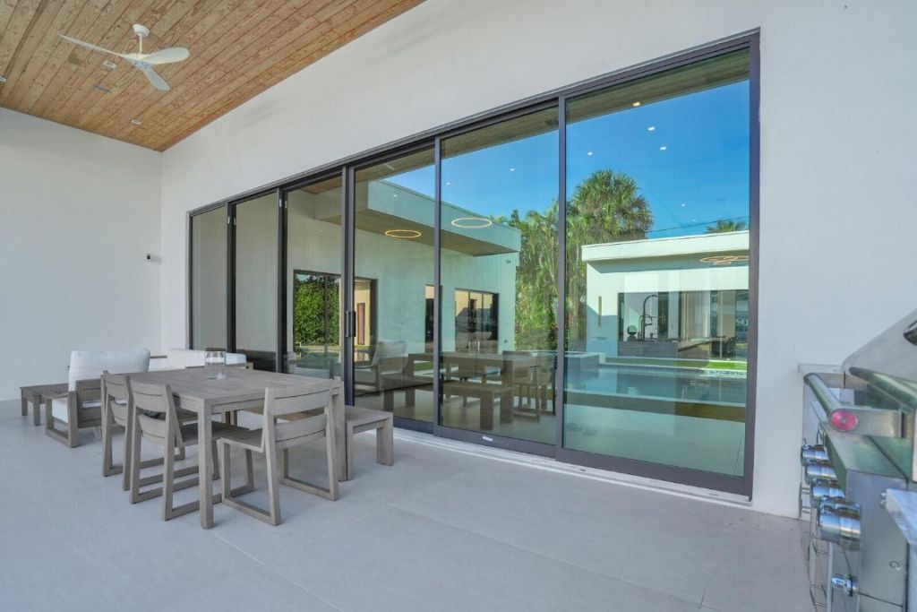 828 NW 2nd Avenue, Boca Raton, FL 33432 Photo