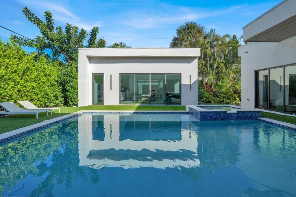 828 NW 2nd Avenue, Boca Raton, FL 33432 Photo