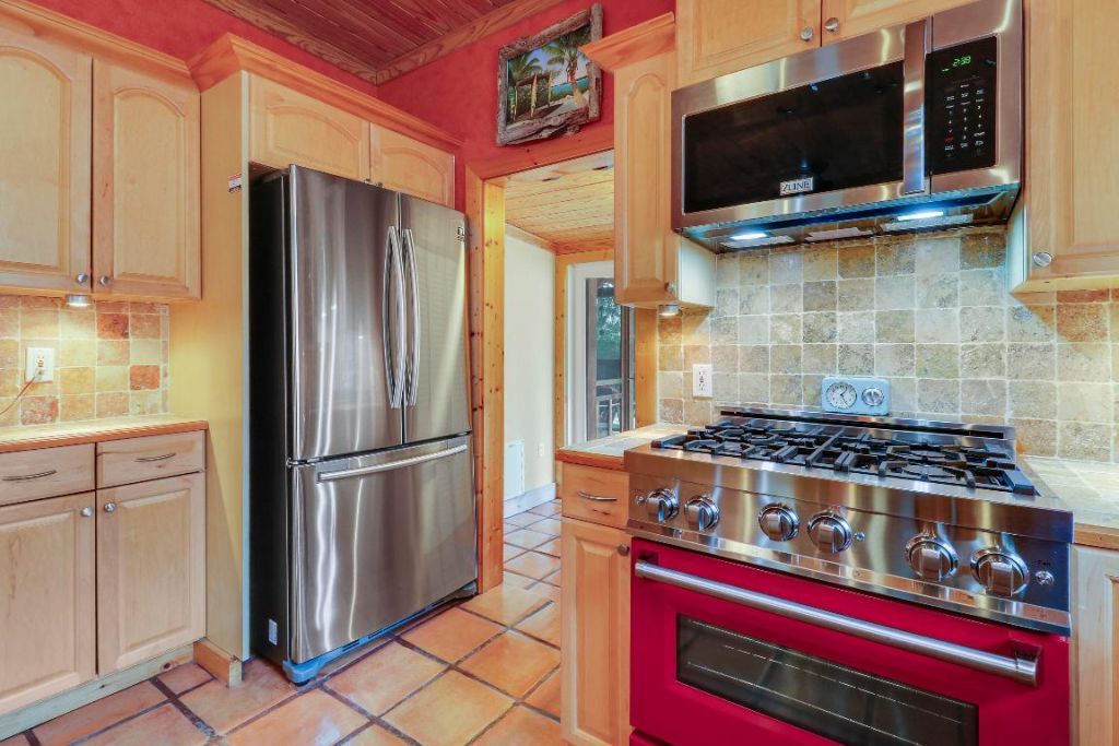 528 Avenida Hermosa, West Palm Beach, FL 33405 Photo