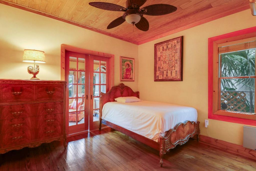 528 Avenida Hermosa, West Palm Beach, FL 33405 Photo