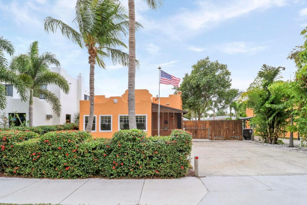 528 Avenida Hermosa, West Palm Beach, FL 33405 Photo