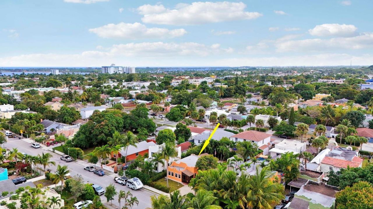 528 Avenida Hermosa, West Palm Beach, FL 33405 Photo