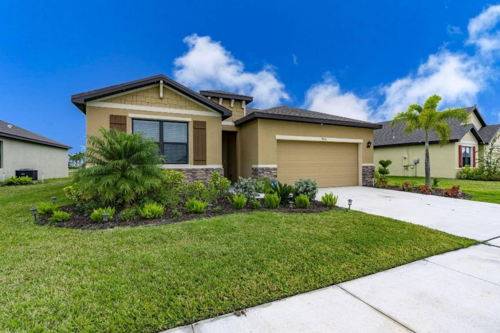 9731 SW Triton Way, Port Saint Lucie, FL 34987 Photo