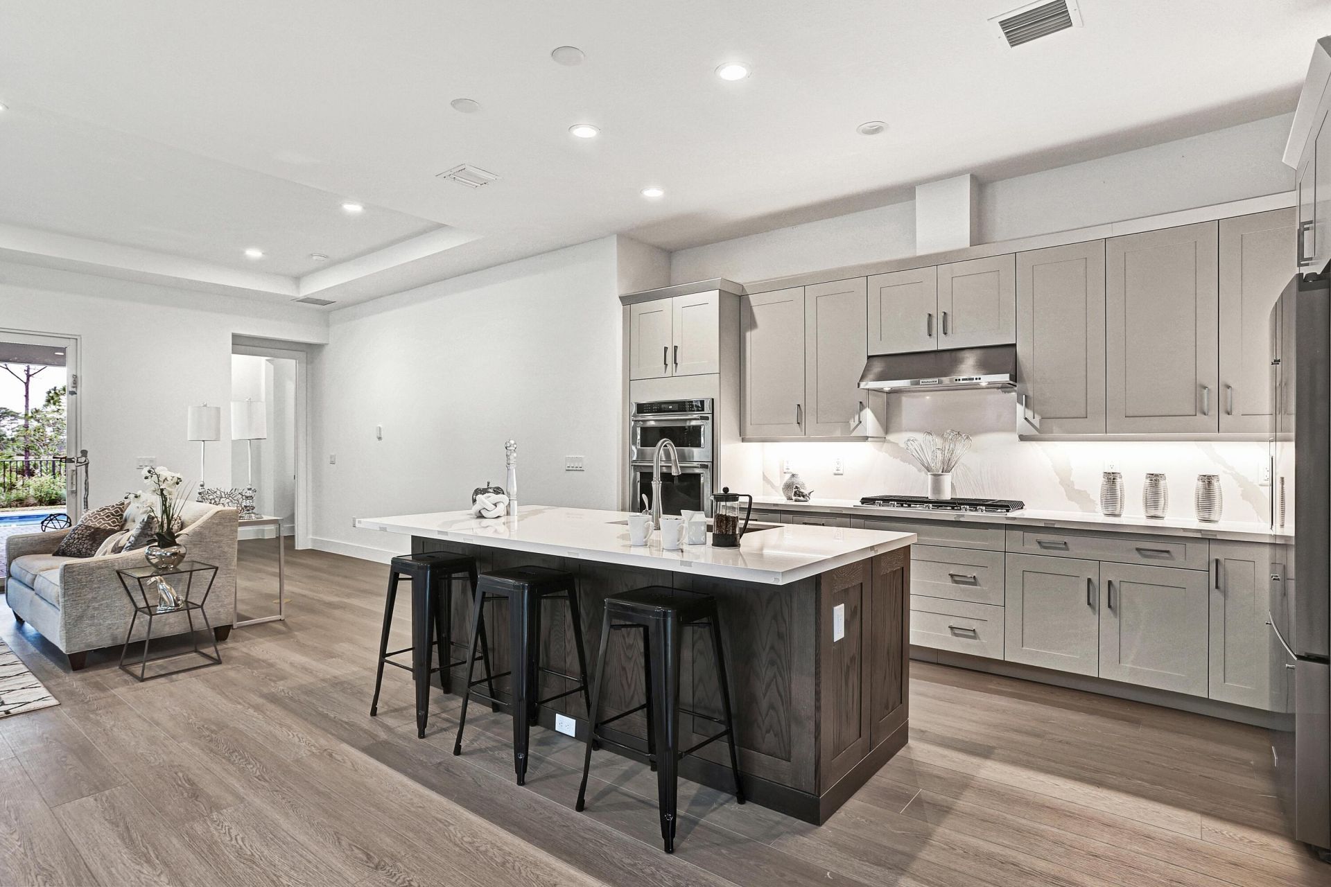 203 SE Calmo Circle, Port Saint Lucie, FL 34984 Photo