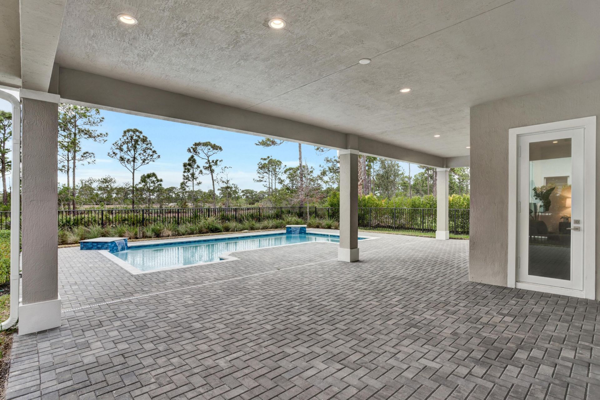 203 SE Calmo Circle, Port Saint Lucie, FL 34984 Photo