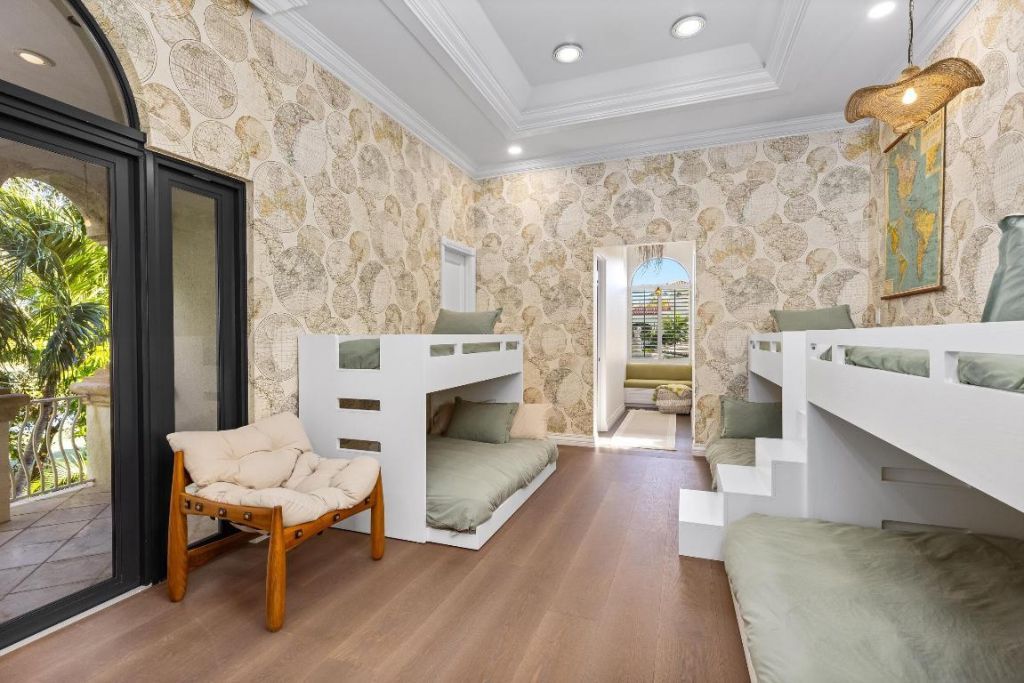 422 Addison Park Lane, Boca Raton, FL 33432 Photo