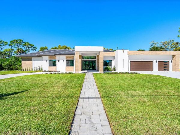 14817 Paddock Drive, Wellington, FL 33414