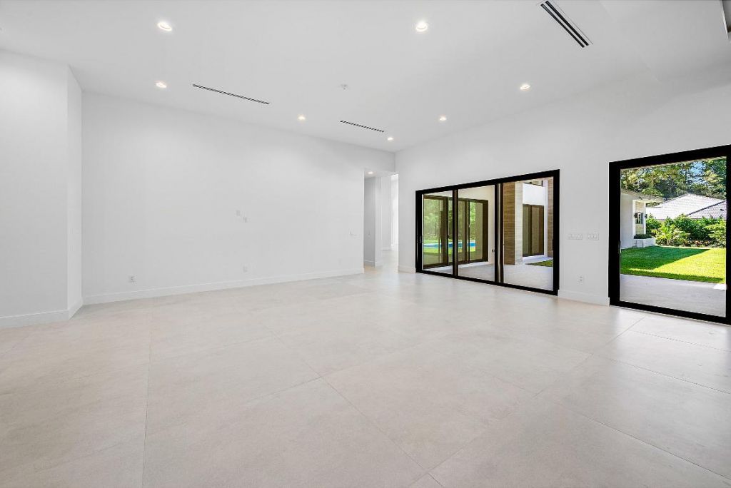 14817 Paddock Drive, Wellington, FL 33414 Photo