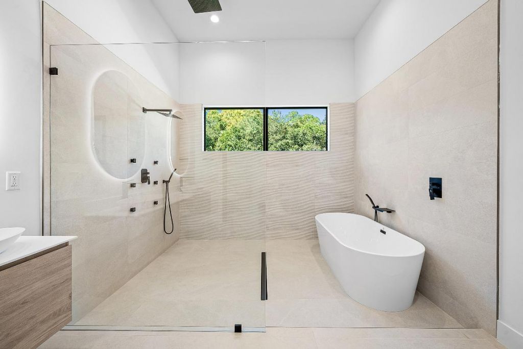 14817 Paddock Drive, Wellington, FL 33414 Photo