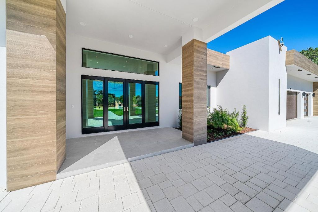 14817 Paddock Drive, Wellington, FL 33414 Photo