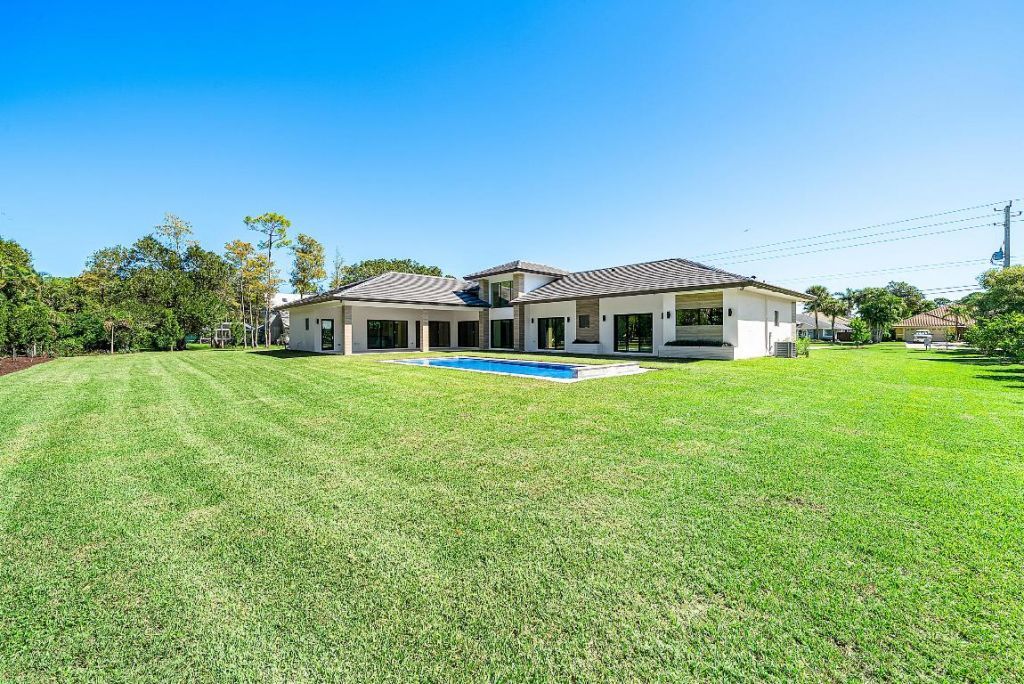 14817 Paddock Drive, Wellington, FL 33414 Photo