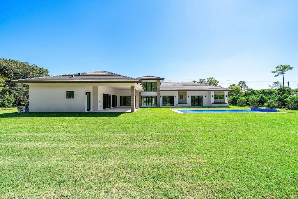 14817 Paddock Drive, Wellington, FL 33414 Photo