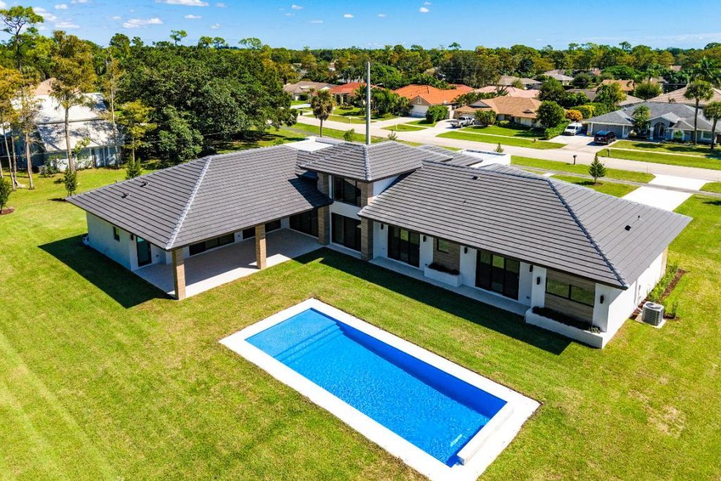 14817 Paddock Drive, Wellington, FL 33414 Photo