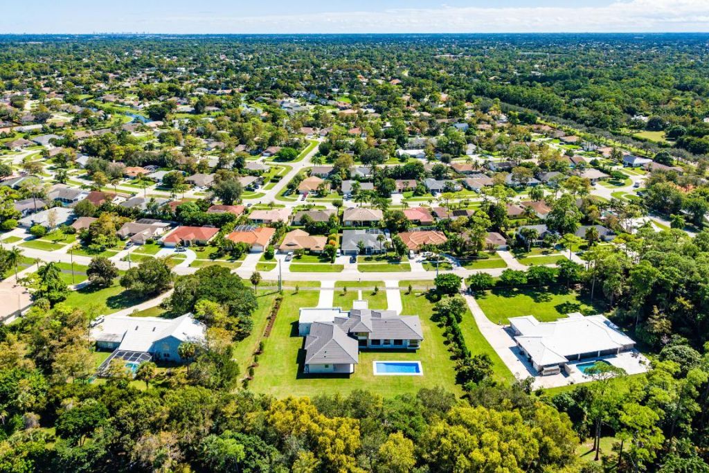 14817 Paddock Drive, Wellington, FL 33414 Photo