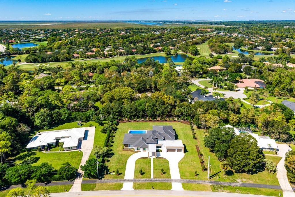 14817 Paddock Drive, Wellington, FL 33414 Photo