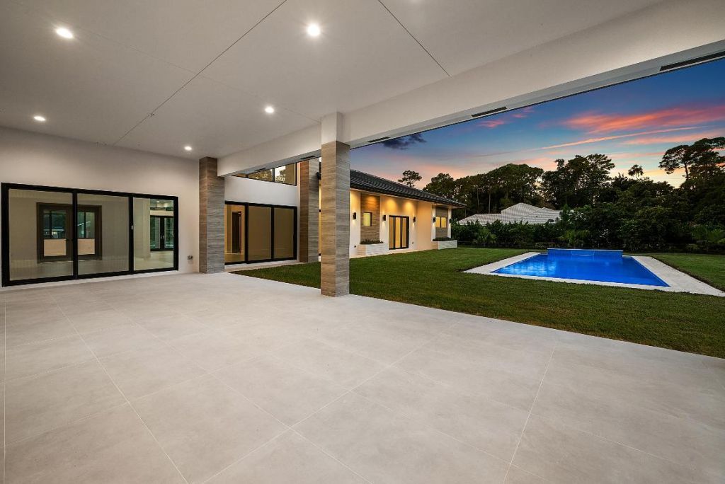 14817 Paddock Drive, Wellington, FL 33414 Photo