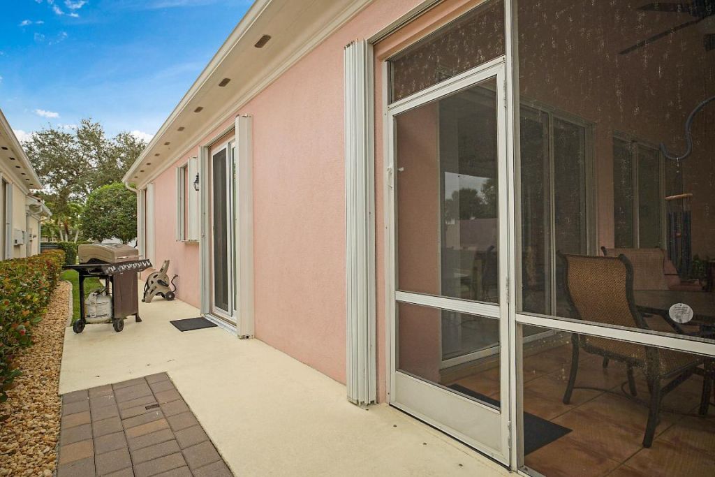 9520 SW Wedgewood Lane, Stuart, FL 34997 Photo