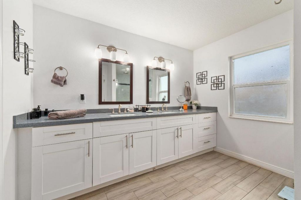 2356 SW Savona Boulevard, Port Saint Lucie, FL 34953 Photo