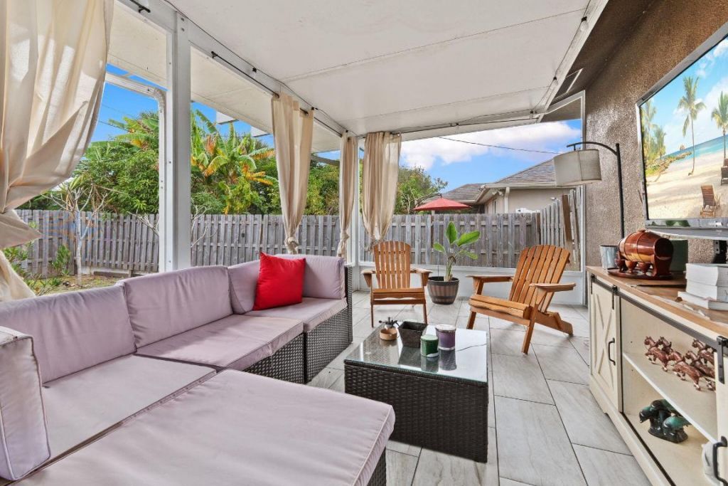 2356 SW Savona Boulevard, Port Saint Lucie, FL 34953 Photo