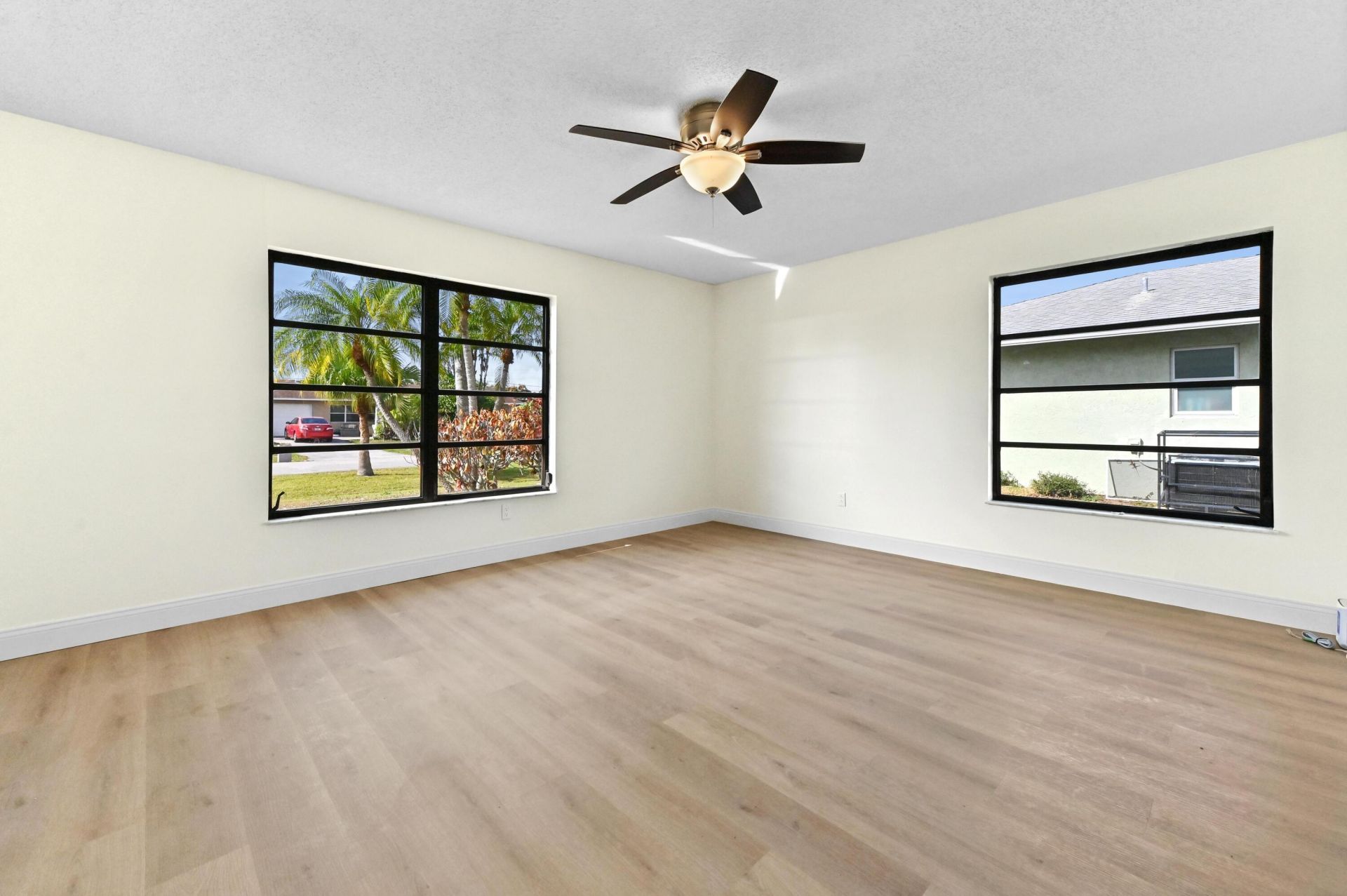 571 SE Anchor Lane, Port Saint Lucie, FL 34983 Photo