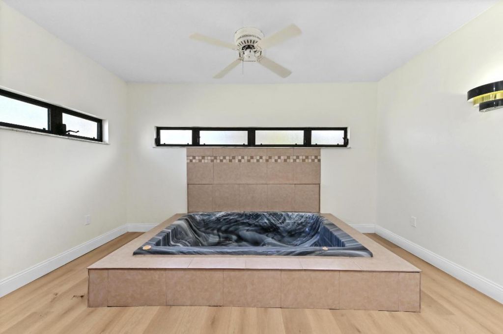 571 SE Anchor Lane, Port Saint Lucie, FL 34983 Photo