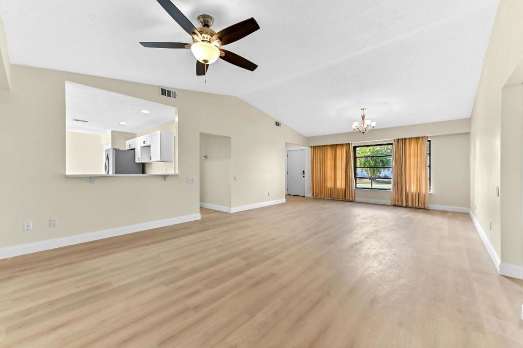 571 SE Anchor Lane, Port Saint Lucie, FL 34983 Photo