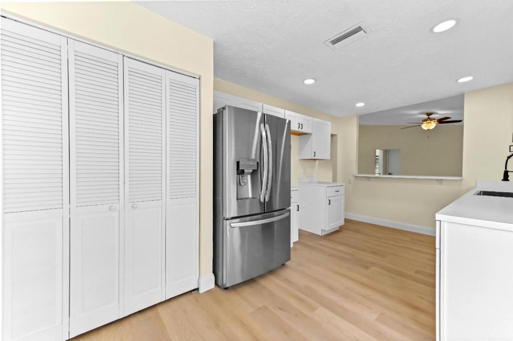 571 SE Anchor Lane, Port Saint Lucie, FL 34983 Photo