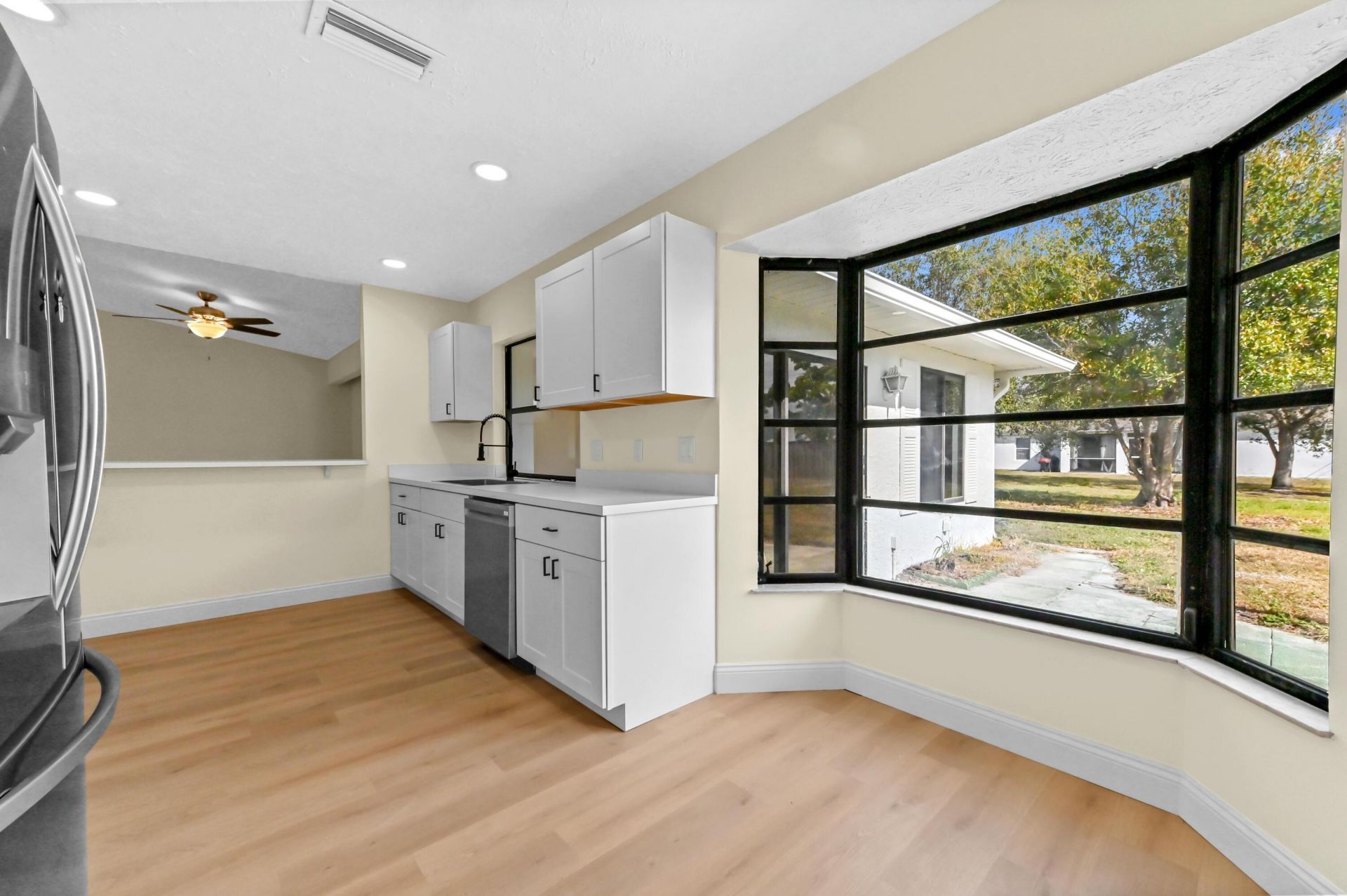 571 SE Anchor Lane, Port Saint Lucie, FL 34983 Photo