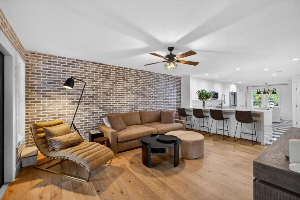 25 Grand Bay Circle, Juno Beach, FL 33408 Photo