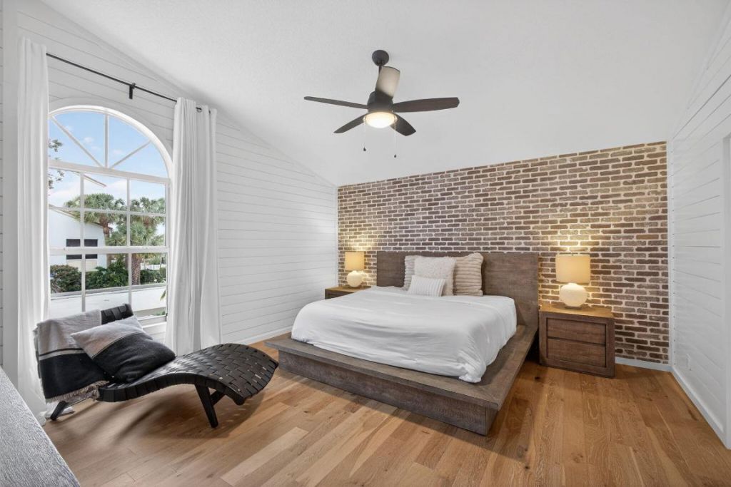 25 Grand Bay Circle, Juno Beach, FL 33408 Photo