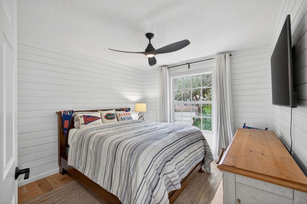 25 Grand Bay Circle, Juno Beach, FL 33408 Photo