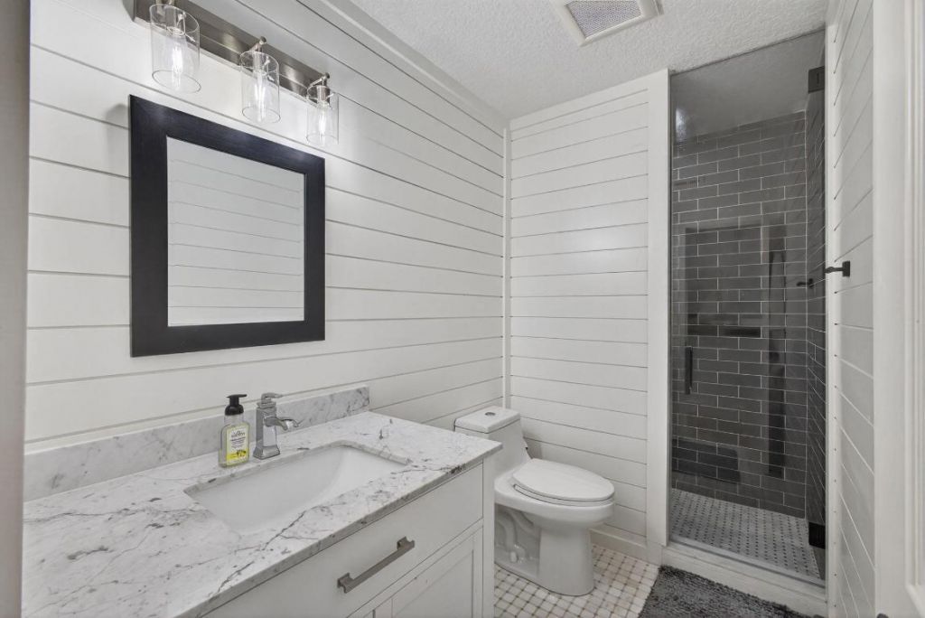 25 Grand Bay Circle, Juno Beach, FL 33408 Photo